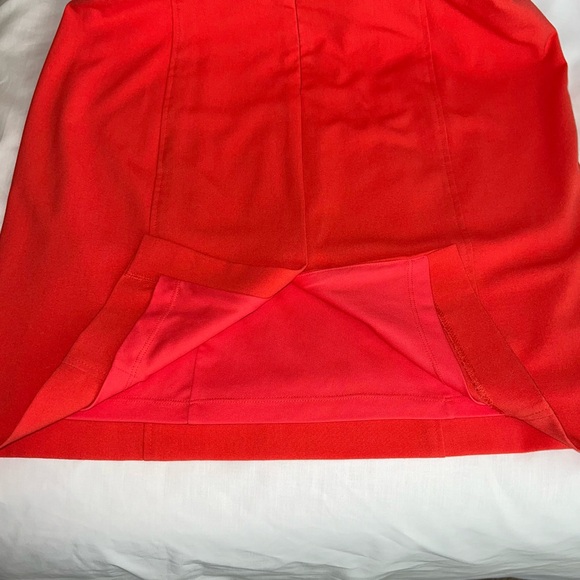 Tahari Arthur S. Levine Orange Sleeveless Dress with Gold Belt Buckle Size 10 - Picture 10 of 11